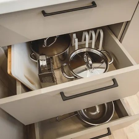 1212 With Free Parking דירה