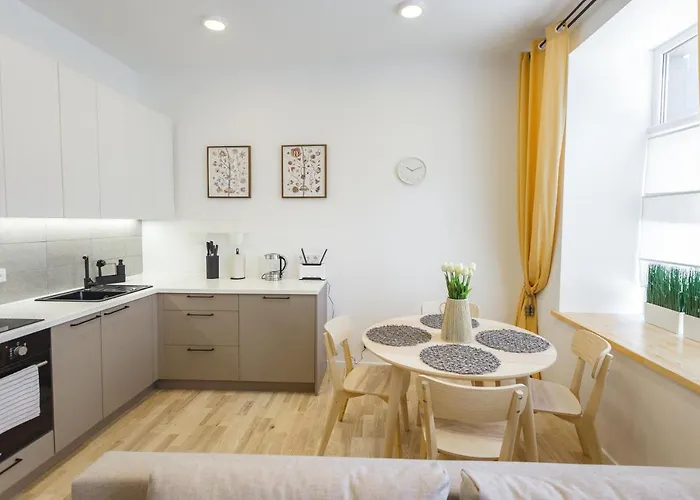 1212 With Free Parking 아파트 *