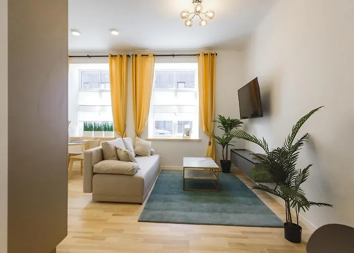 1212 With Free Parking * Riga