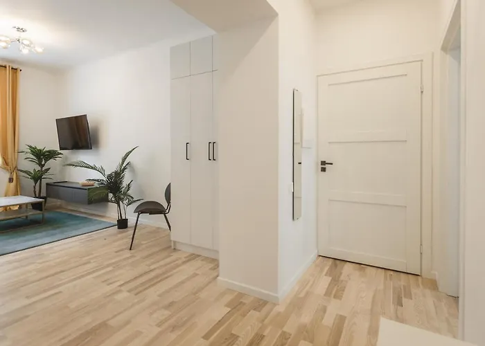 1212 With Free Parking * Riga