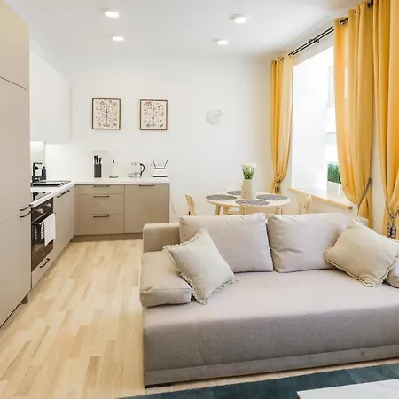 Apartment 1212 With Free Parking