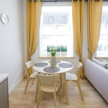 Apartment 1212 With Free Parking *